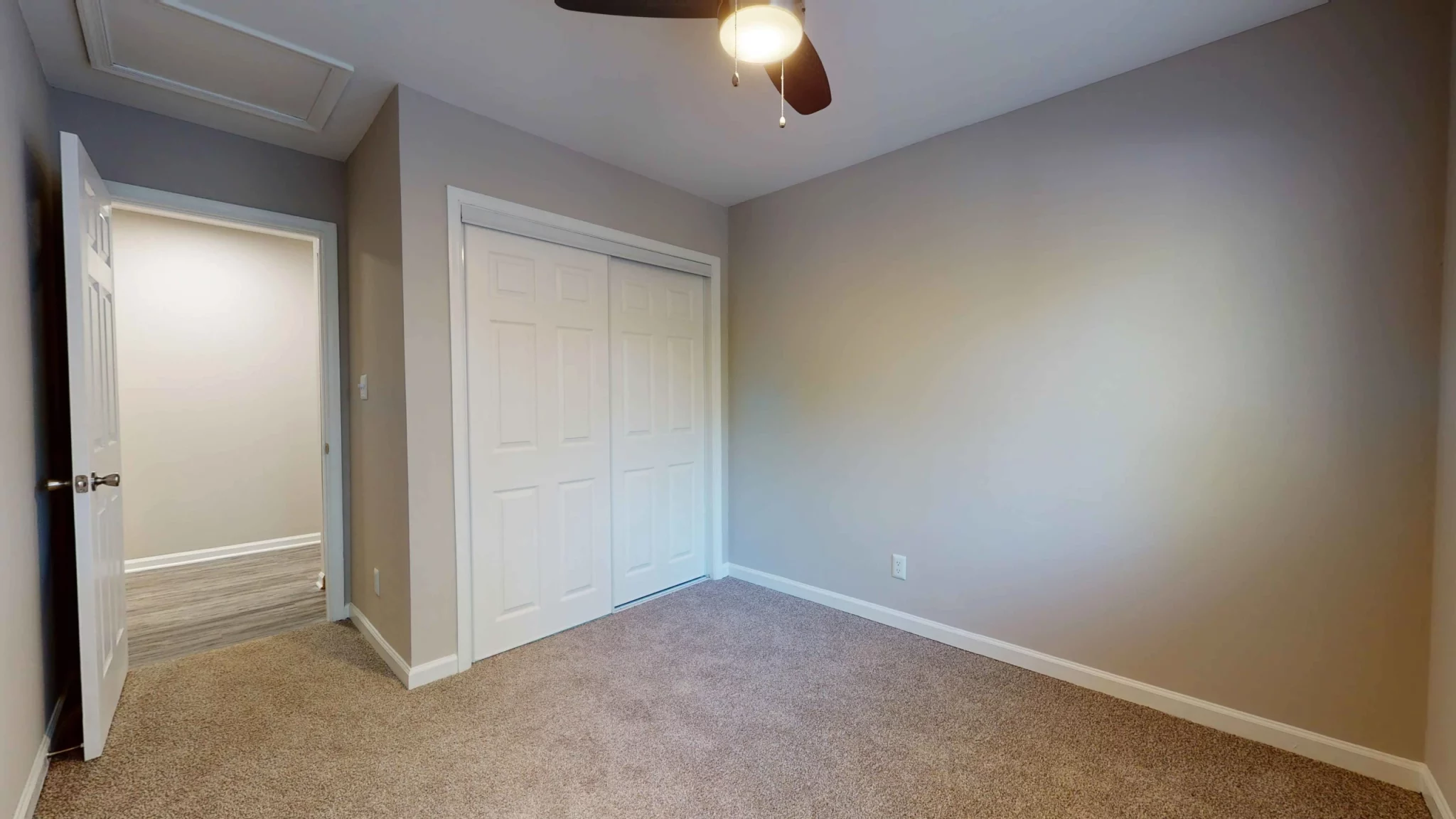 3116 hillsborough apartments near nc state university raleigh north carolina vacant unit private bedroom plush carpeting ceiling fan
